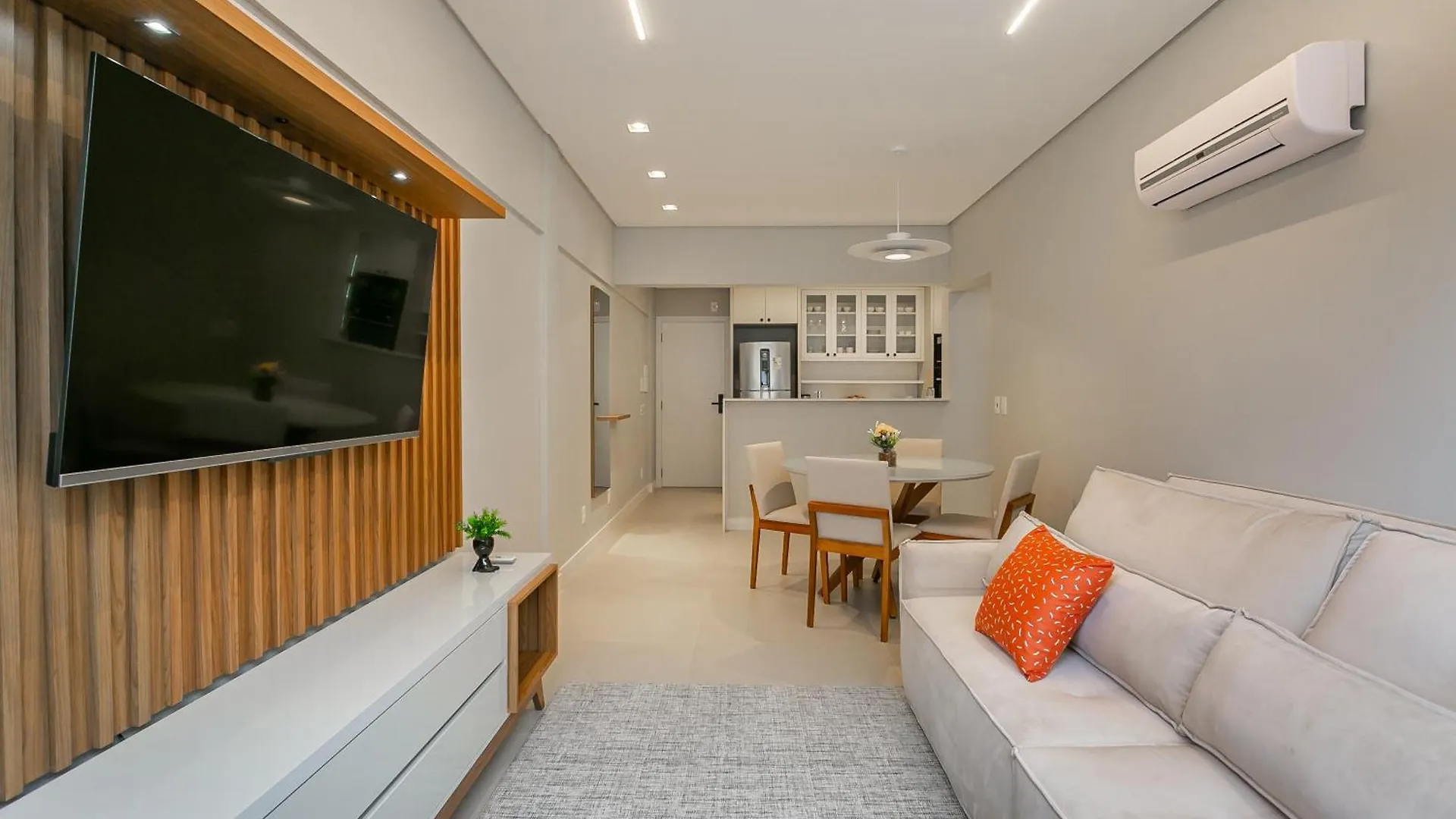 Acolhedor Apartamento No Centro De Florianopolis Brazil